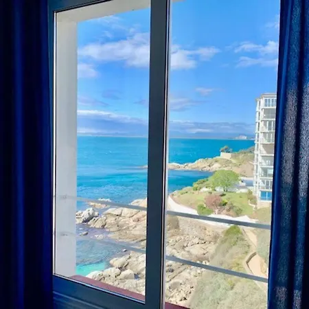 Les Pieds Dans L'Eau, La Tete Dans Les Nuages, Roses Apartment Exterior photo